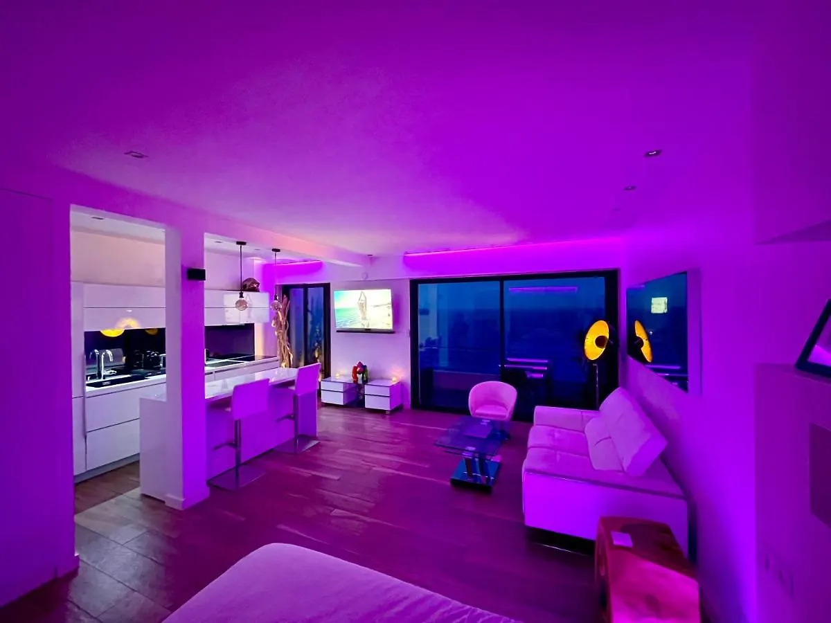 Sea View Top Floor - Promenade Des Anglais Nice Apartment